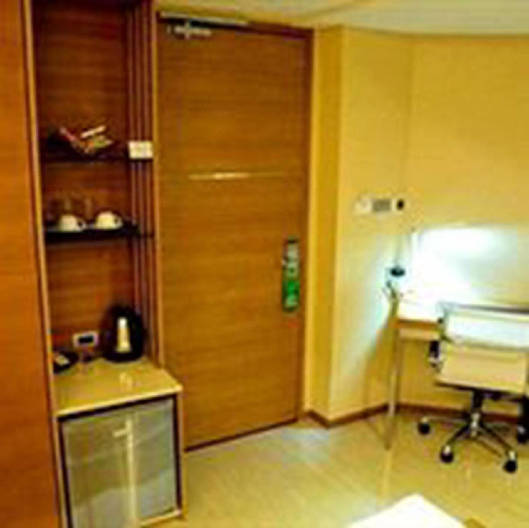 The Moonite Boutique Hotel Бангкок Экстерьер фото